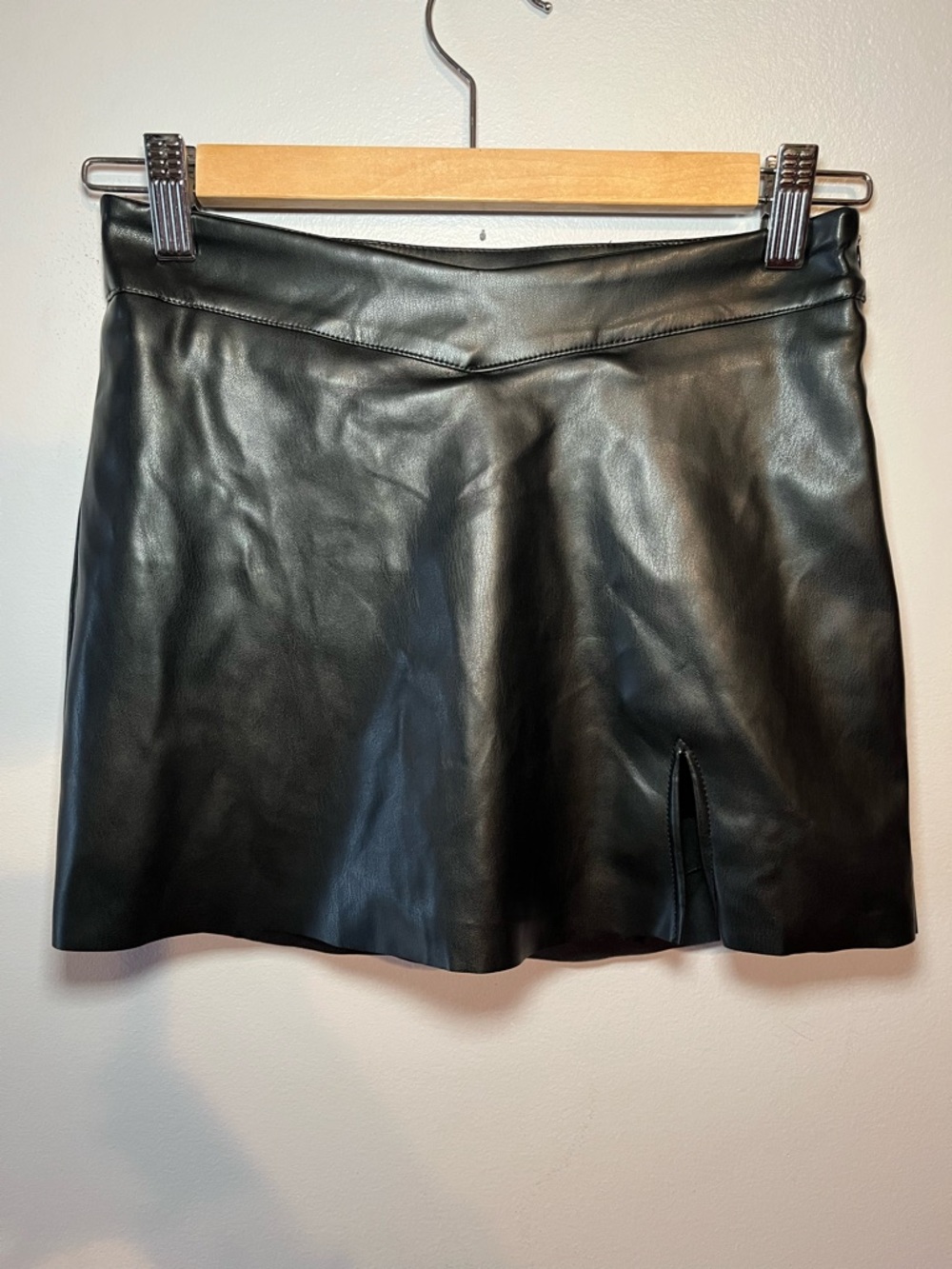 Forever 21 black vegan leather mini skirt